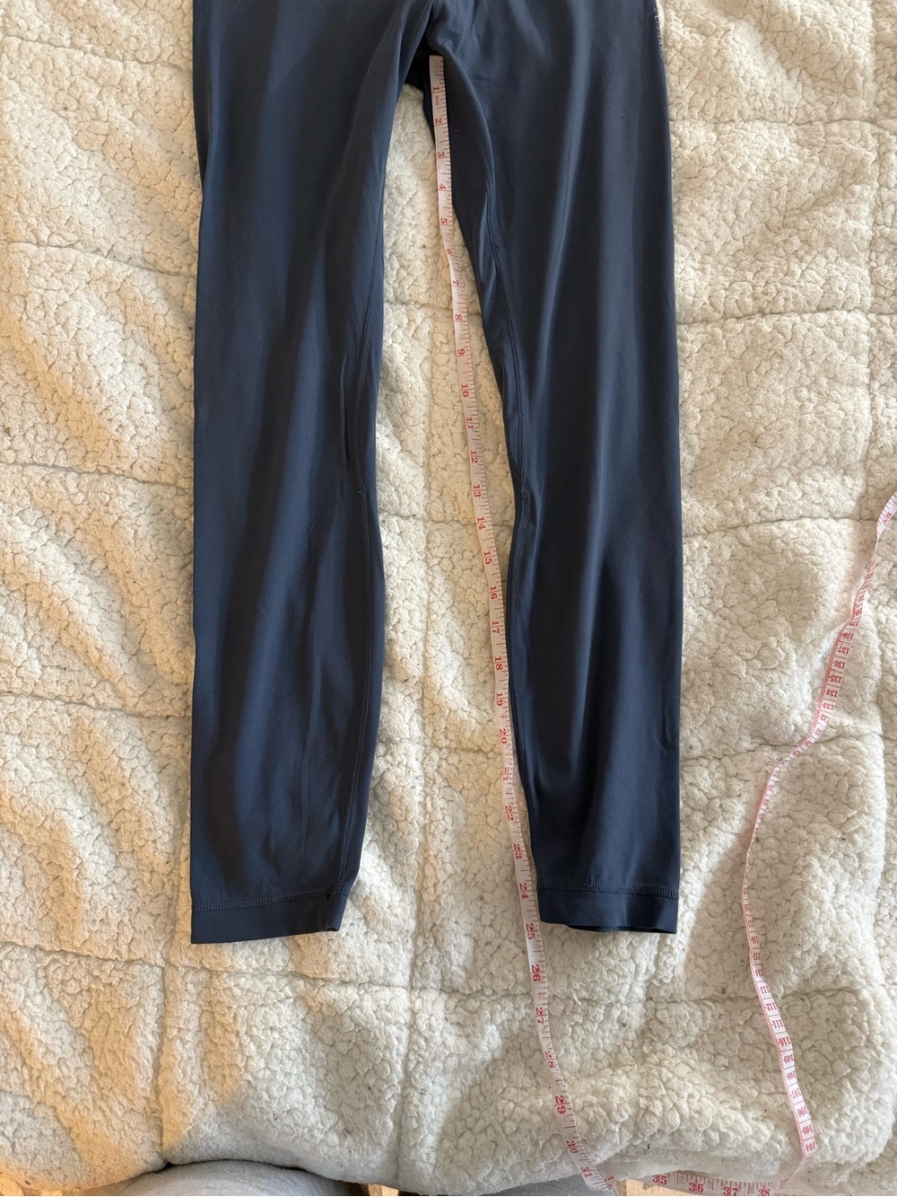Vitae Apparel High-Waist Performance Leggings in Navy/Grey - Picture 6 of 7